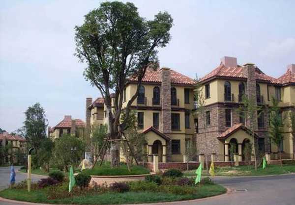 世紀(jì)天樂房地產(chǎn)開發(fā)有限公司安寧溫泉山谷項目40萬㎡