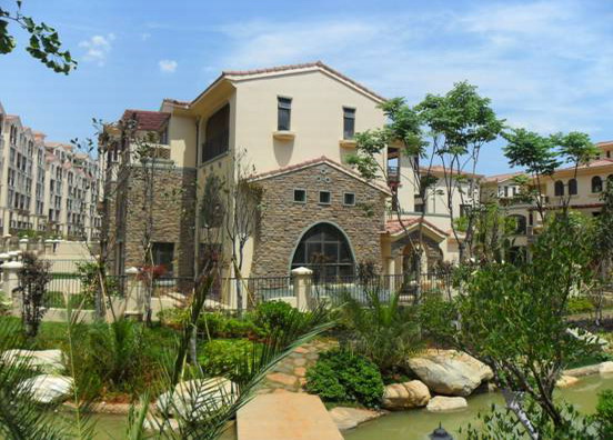 保利房地產開發(fā)有限公司案寧湖峰境二期工程二標段、三標段項目81000㎡