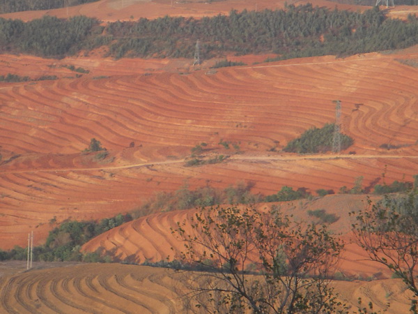 云南盛翔----------開遠(yuǎn)市羊街鄉(xiāng)古城片區(qū)、小龍?zhí)舵?zhèn)綠差沖村、樂白道辦事處阿德邑土地整理開發(fā)（補(bǔ)充耕地）項(xiàng)目