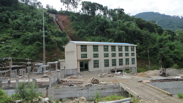 挖苦河三級水電站