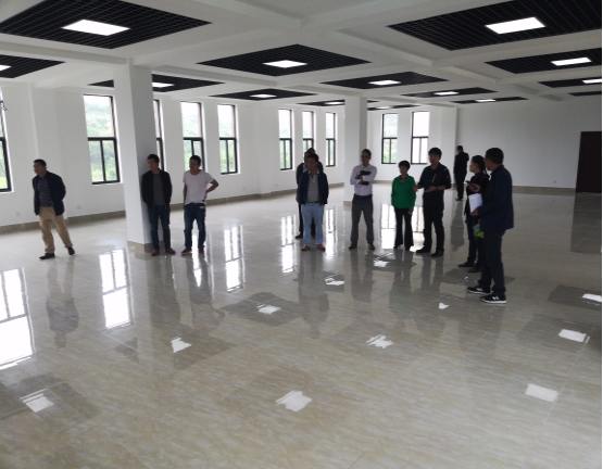 冊峨村委會辦公區(qū)及餐廳裝修工程項目順利通過 竣工驗(yàn)收