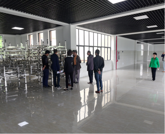 冊峨村委會辦公區(qū)及餐廳裝修工程項目順利通過 竣工驗(yàn)收