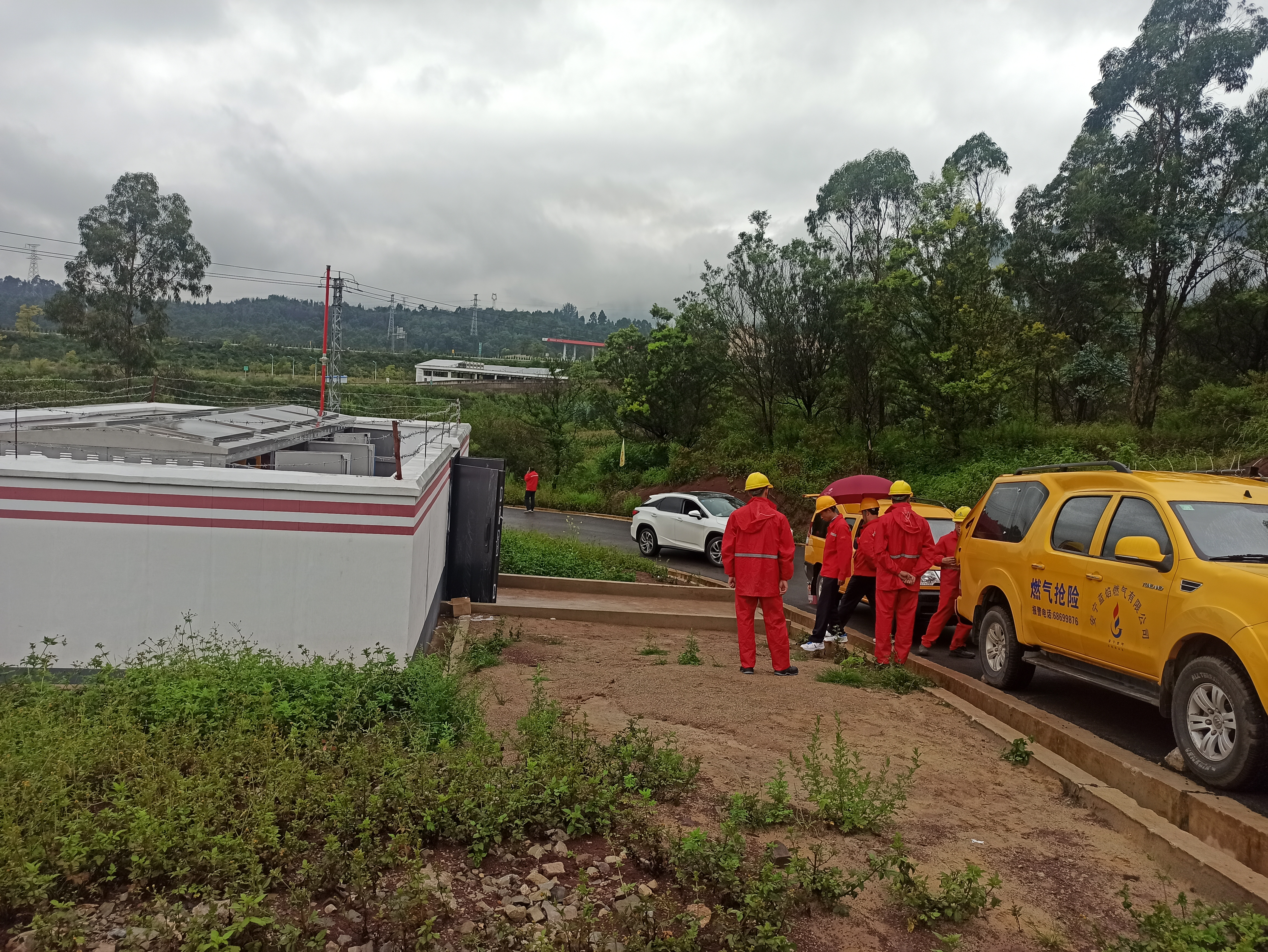 武家莊燃?xì)夤艿栏綄倥涮醉?xiàng)目工程、昆明西郊?xì)泝x館燃?xì)夤こ?、石安公路中壓燃?xì)夤艿拦こ添樌ㄟ^竣工驗(yàn)收、通氣運(yùn)行