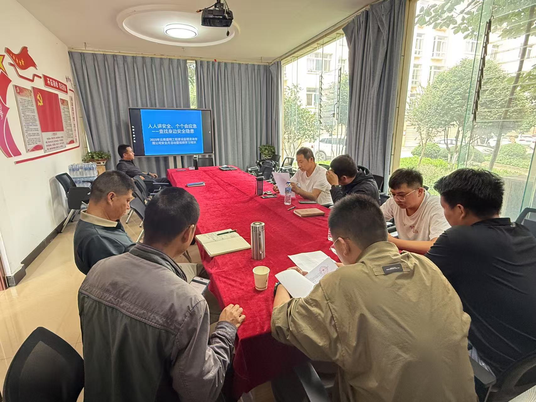 聚焦附著式升降腳手架工程監(jiān)理要點 筑牢安全生產(chǎn)防線